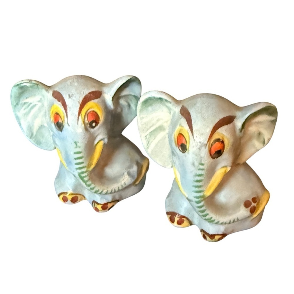 Vintage Elephants Salt & Pepper Shakers Japan